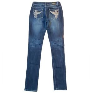 NV Embroidery Skinny Jeans,Wings back pockets Low rise Jr3